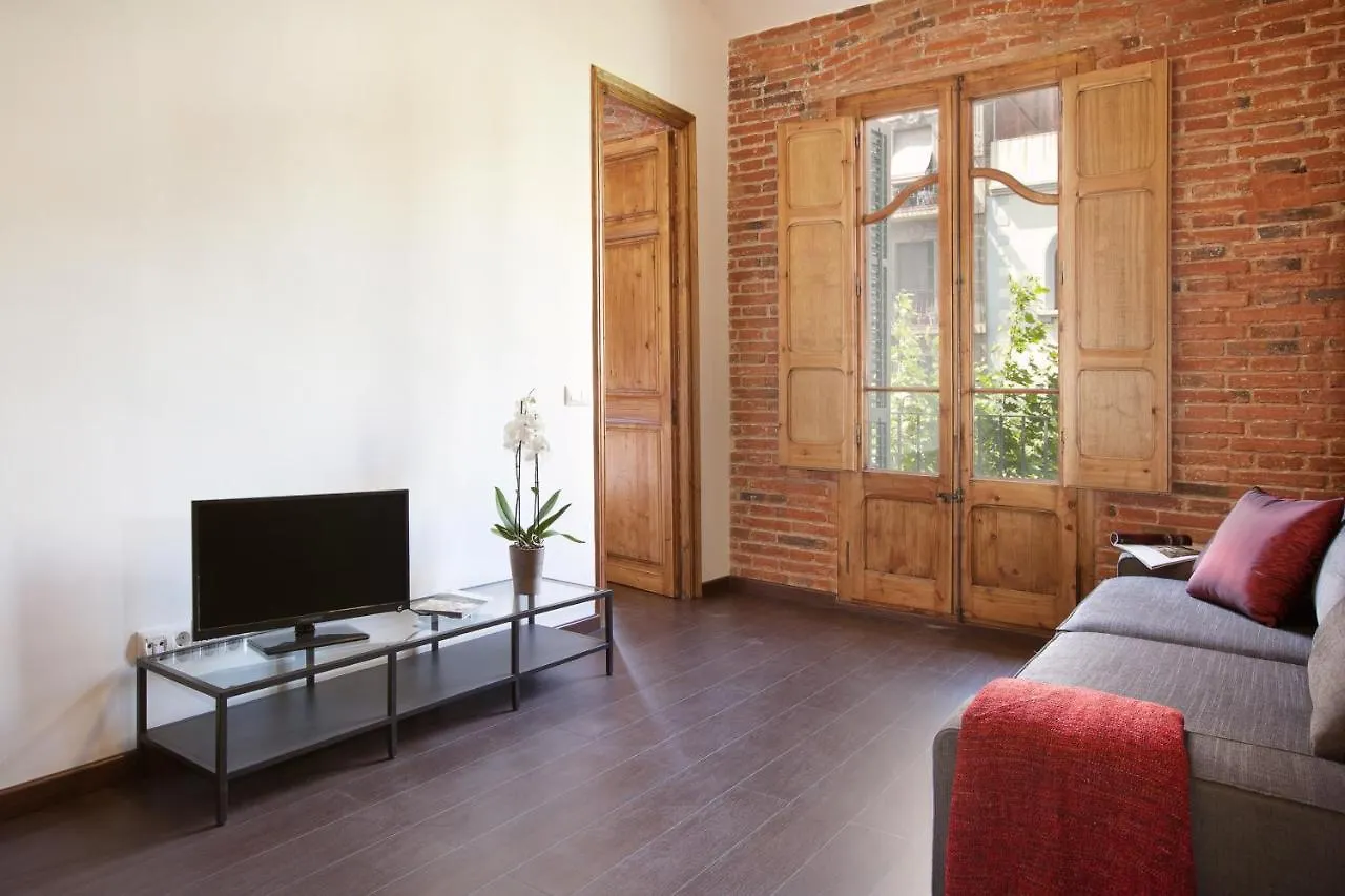 Family Apartment Near Sagrada Familia برشلونة إسبانيا
