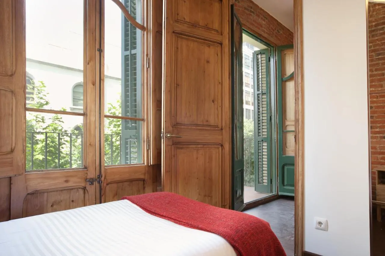 Family Apartment Near Sagrada Familia برشلونة